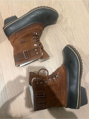 Sorel winter fancy lace II boots size 8.5 women’s
